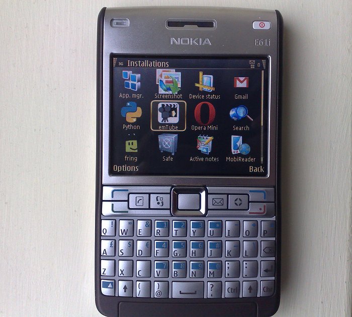 How to: Power up a Nokia E61i to (near) Nseries status