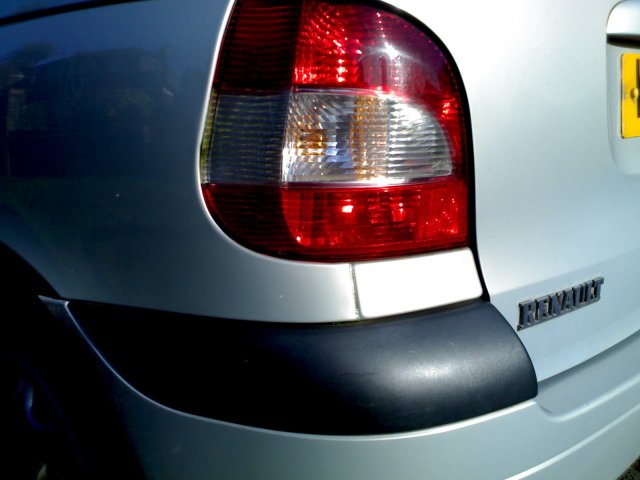 E70 1 metre close-up