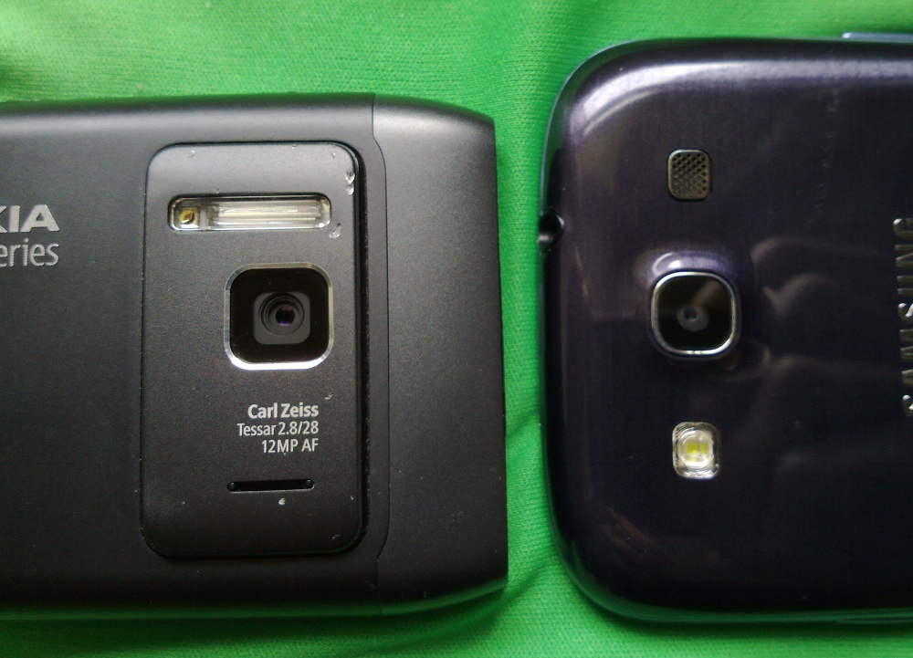 Samsung Galaxy S III and Nokia N8
