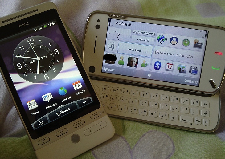 N97 vs HTC Hero