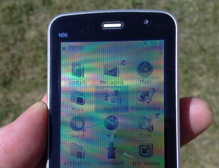 Screen contrast close-up