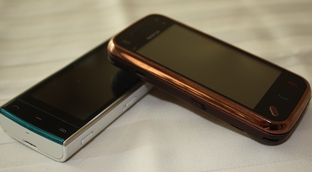 Nokia X6 and N97 mini