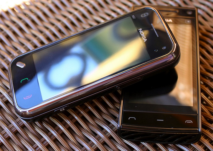 Nokia X6 and N97 mini