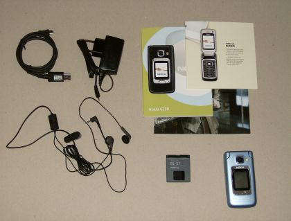 Nokia 6290 - what you get in the box