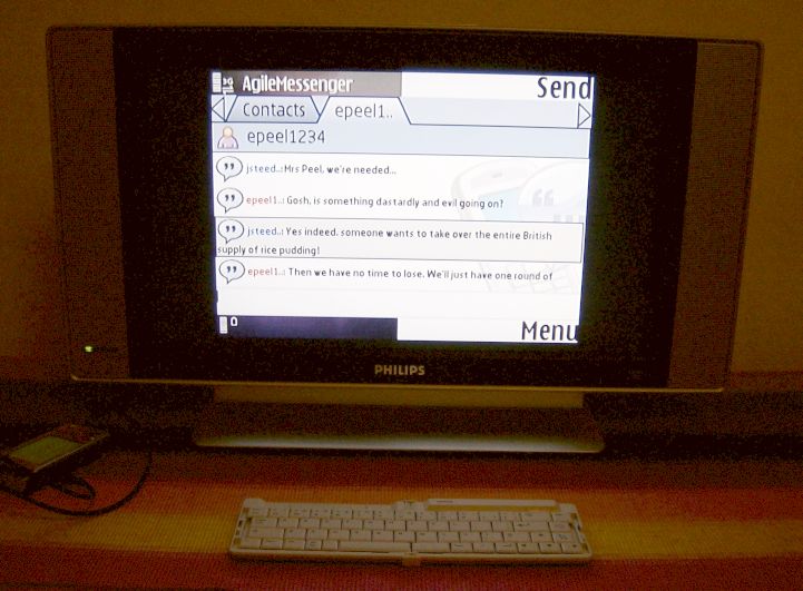 Agile Messenger through TV Out on the N95
