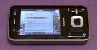 Nokia N81 running FIFA flipped