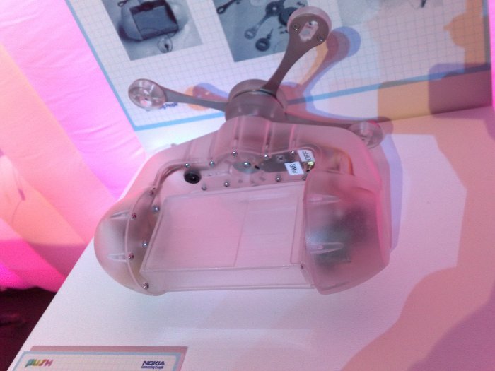 The Nokia Push kite rig for the N8