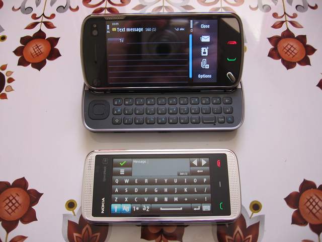 Physical QWERTY vs touch screen QWERTY