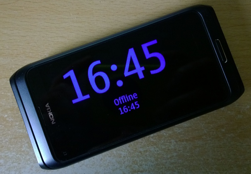 qooSaver in night clock mode