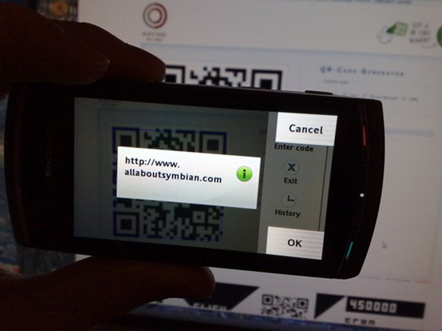 Vivaz Pro - NeoReader in action