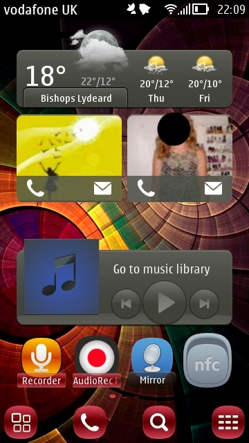 Swirls & Twirls theme