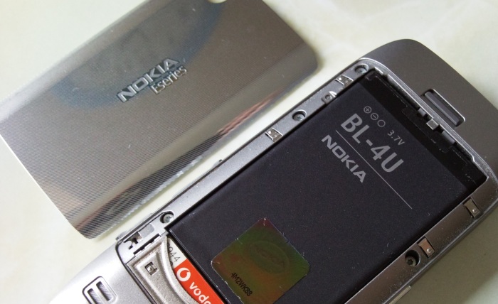 Nokia E75 up close and personal