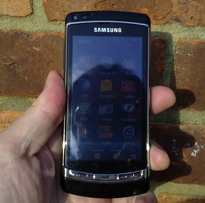 i8910 HD review photo