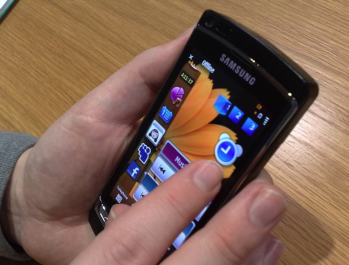 Samsung Omnia HD hands-on