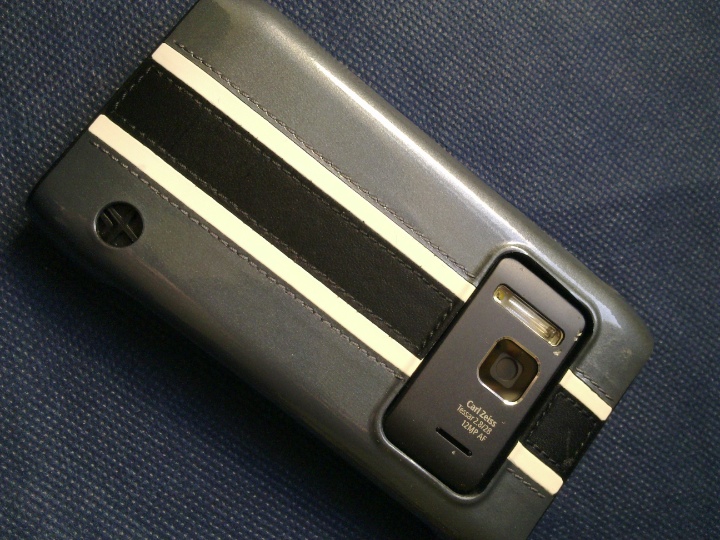CC-3002 hard case for Nokia N8