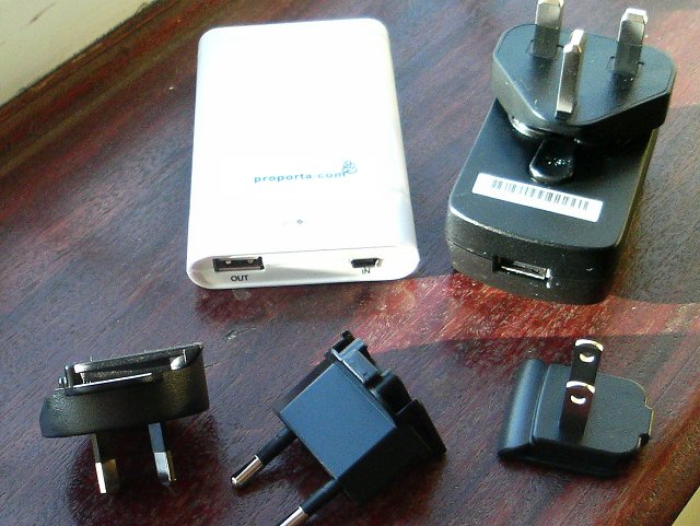 Charger with the mains bits